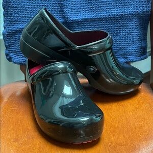 Sleek Black Women's Mules